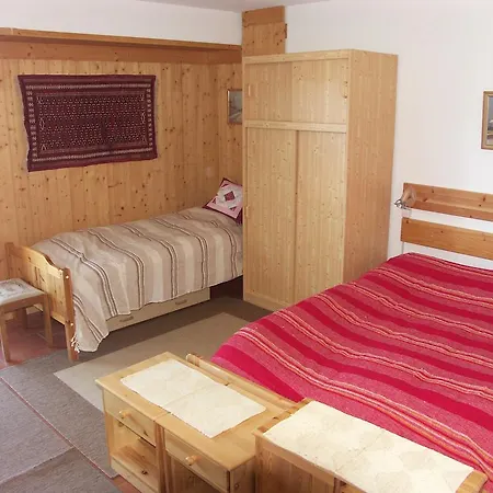 Saturne 108 Apartment *